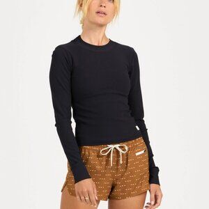 Vuori Long-Sleeve Pose Fitted Tee